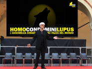 La storia dello spettacolo teatrale Homo Condòmini Lupus